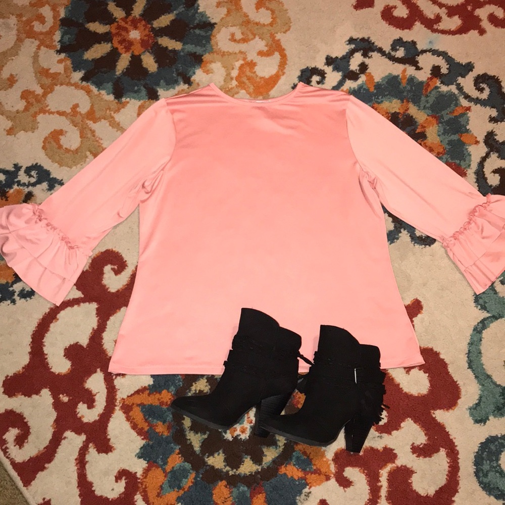 Woman’s layering top